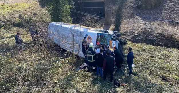 Ordu Ünye'de Trafik Kazası: 7 Sporcu Çocuk Yaralandı